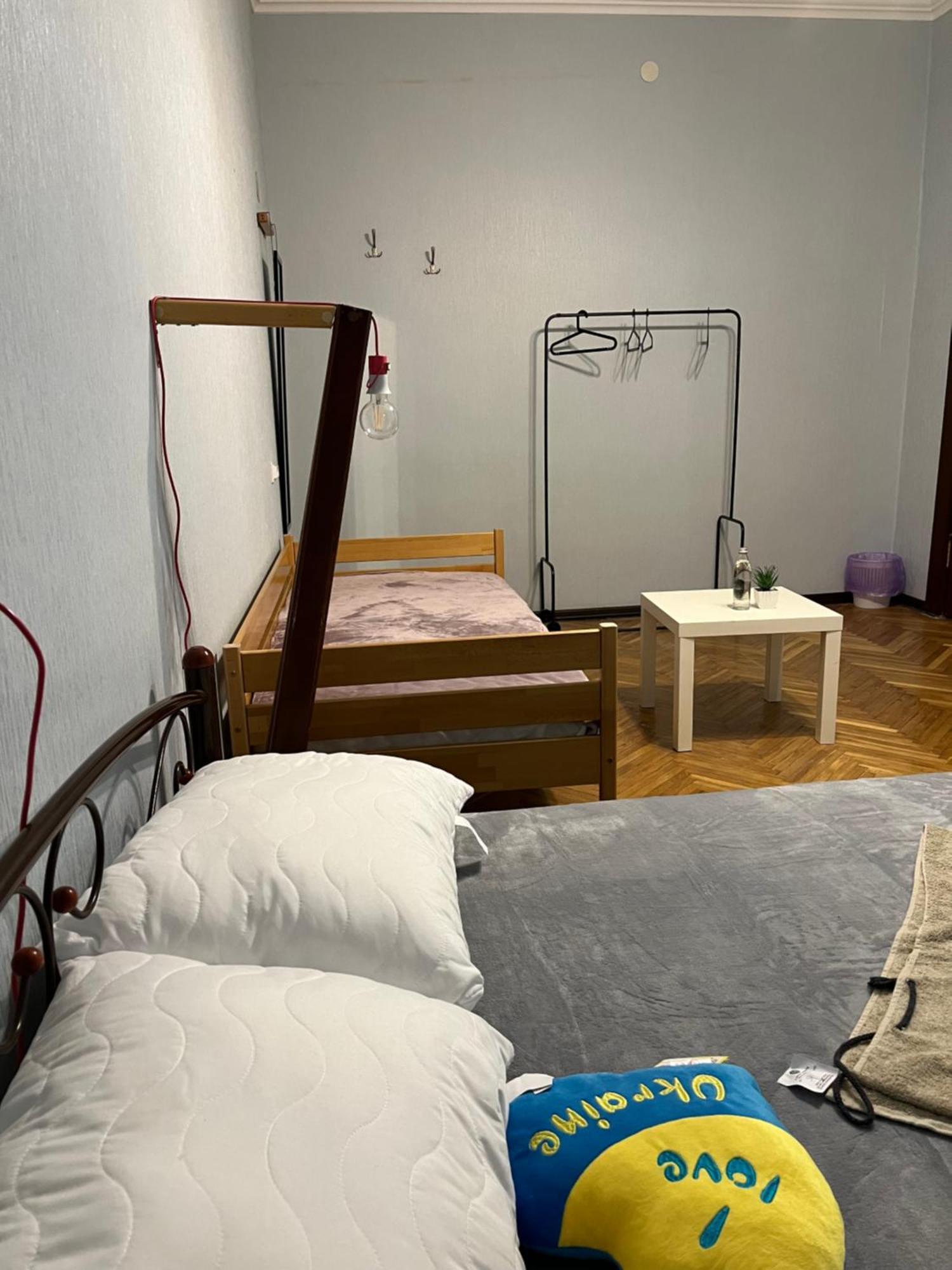 Ararat-Klovskaya Hostel-Apartments Kiev Extérieur photo