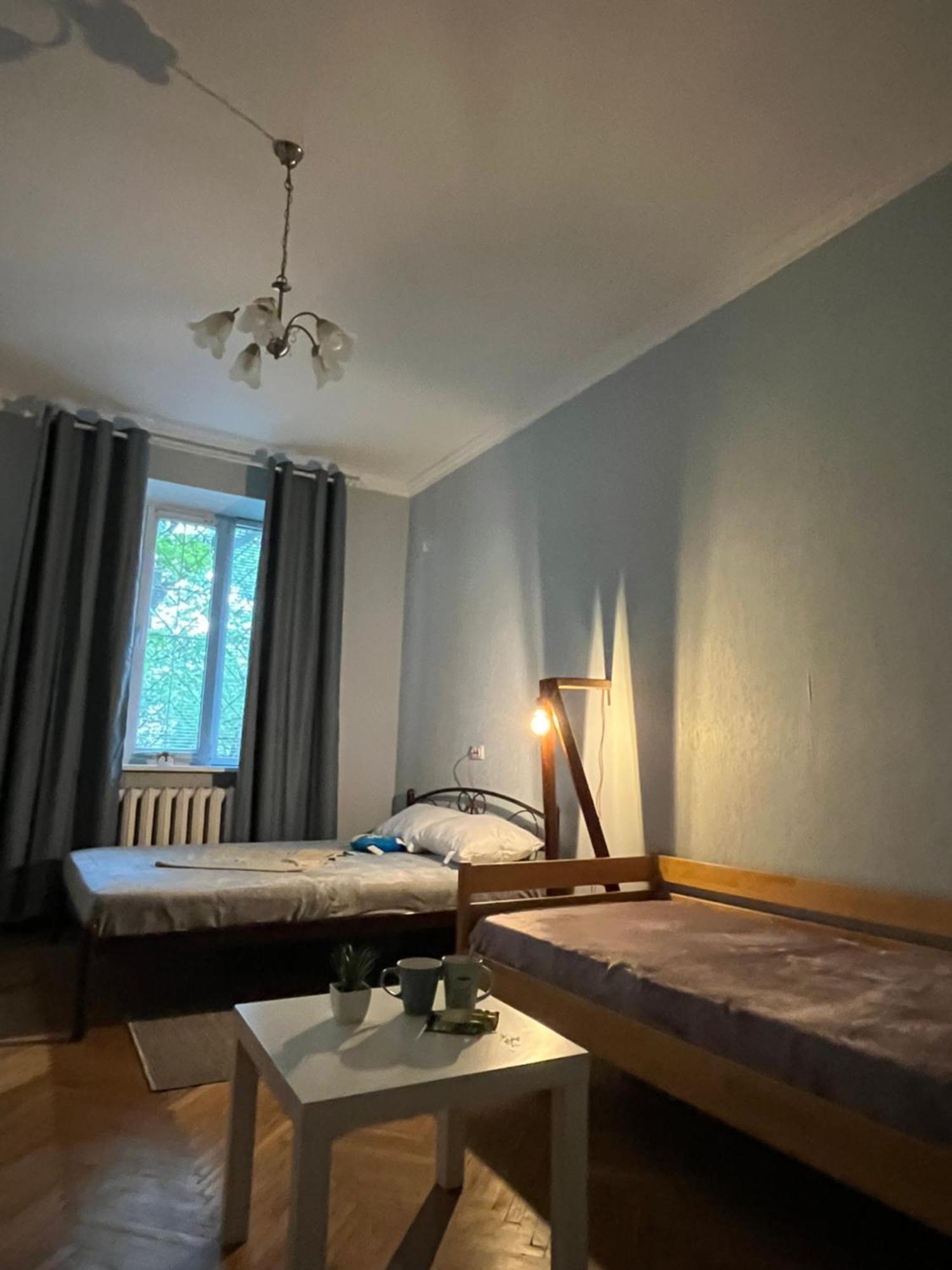 Ararat-Klovskaya Hostel-Apartments Kiev Extérieur photo