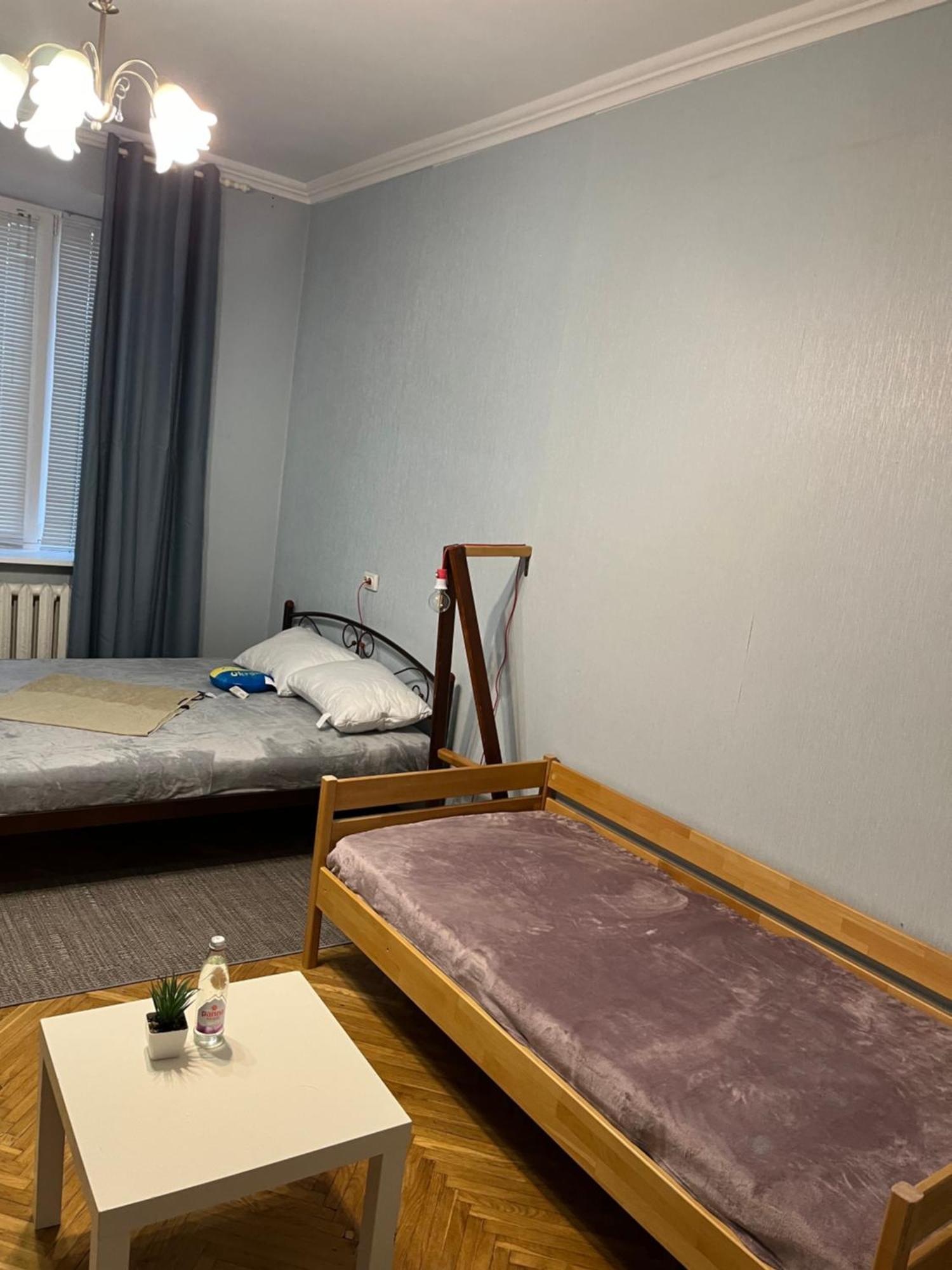 Ararat-Klovskaya Hostel-Apartments Kiev Extérieur photo