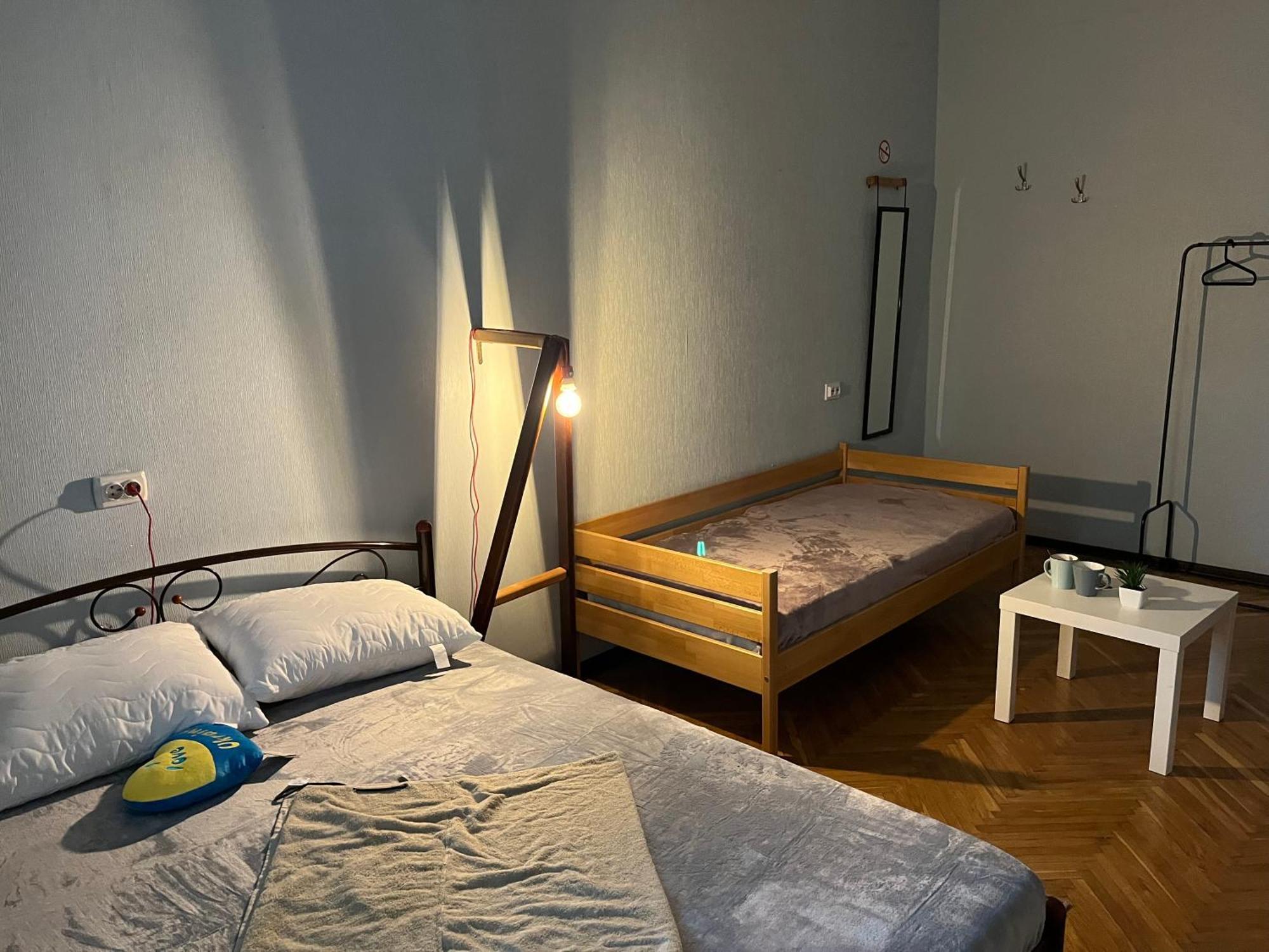 Ararat-Klovskaya Hostel-Apartments Kiev Extérieur photo